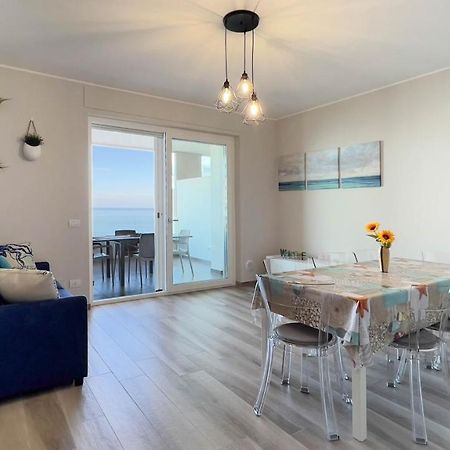 Appartamento WePuglia - Dimora Adriatica Monopoli Esterno foto