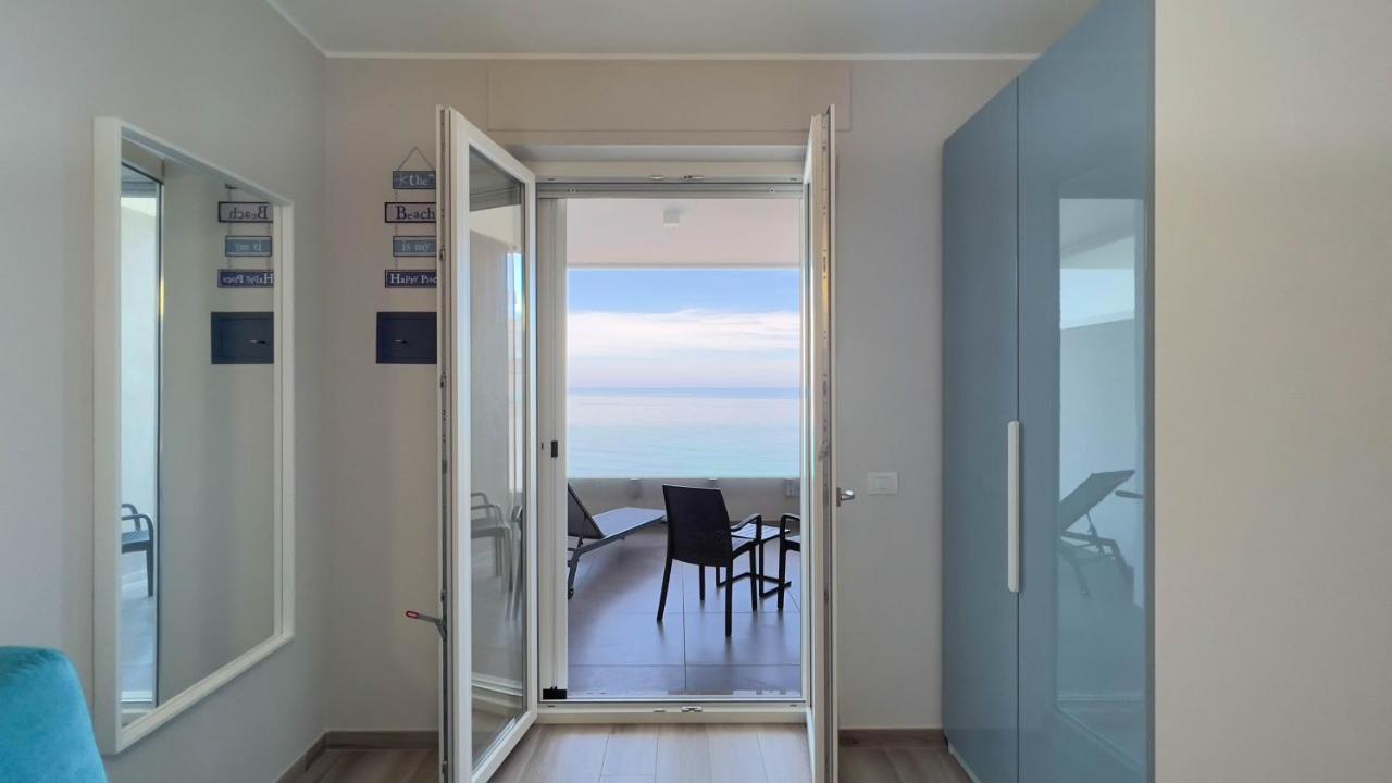 Appartamento WePuglia - Dimora Adriatica Monopoli Esterno foto